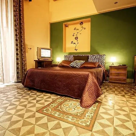 De Curtis 3 Stelle بيت ضيافة