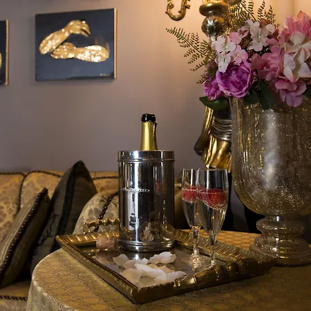 ゲストハウス De Curtis 3 Stelle