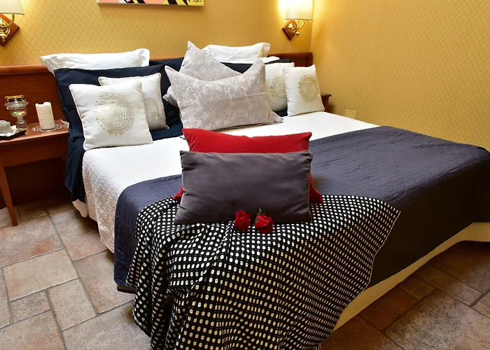 De Curtis 3 Stelle 3* カターニア