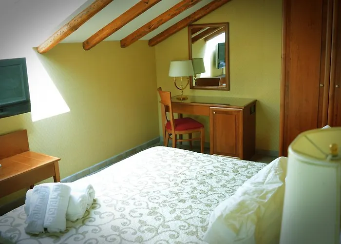 ゲストハウス De Curtis 3 Stelle 3*