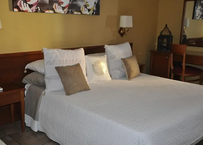 De Curtis 3 Stelle ゲストハウス カターニア