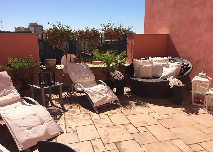 De Curtis 3 Stelle カターニア