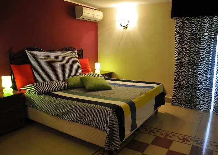 De Curtis 3 Stelle ゲストハウス カターニア